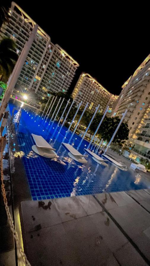 Azure Urban Resort Maui Unit Manila Exterior foto